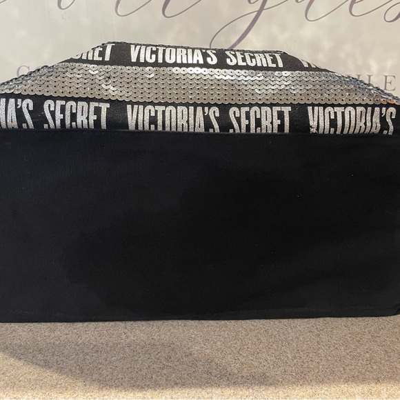 Victoria's Secret Black and Silver Sequin Tote Bag - Picture 6 of 10
